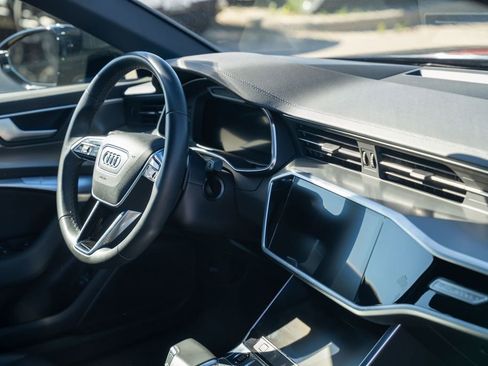 Used 2024 Audi A6 2.0T Premium image 12