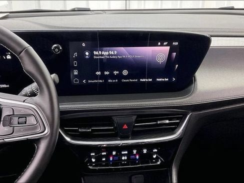 Certified 2025 Buick Encore GX Avenir w/ Avenir Convenience Package AWD/4WD image 6