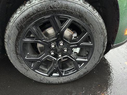 New 2025 Ford Maverick XLT w/ XLT Luxury Package image 10