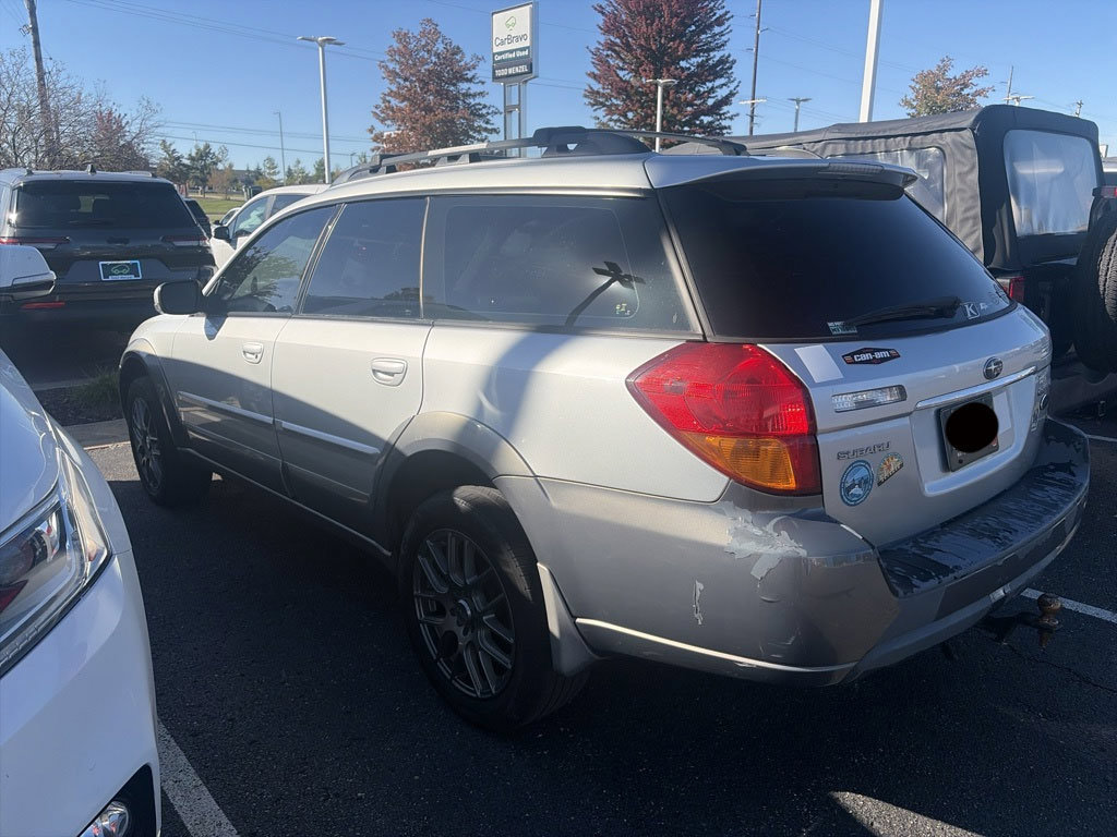 Used 2005 Subaru Outback 3.0R L.L. Bean AWD/4WD image 5