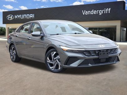 Used 2025 Hyundai Elantra SEL