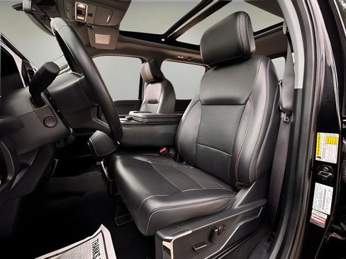 Used 2023 Ford F250 Lariat w/ Tremor Off-Road Package AWD/4WD image 7