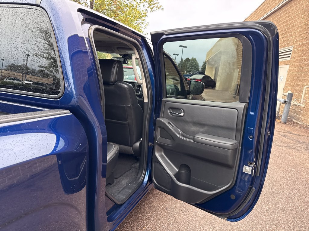 Used 2022 Nissan Frontier SV w/ SV Premium Package AWD/4WD image 23