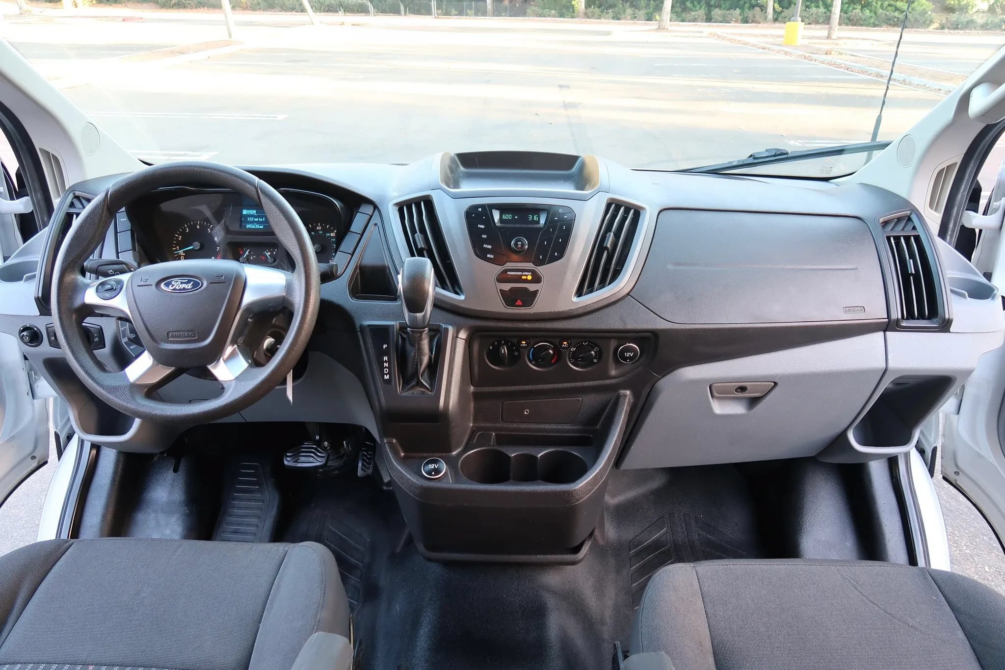 Used 2018 Ford Transit 250 130 Low Roof w/ Exterior Upgrade Package RWD image 15