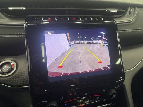 New 2025 Jeep Grand Cherokee Laredo image 27