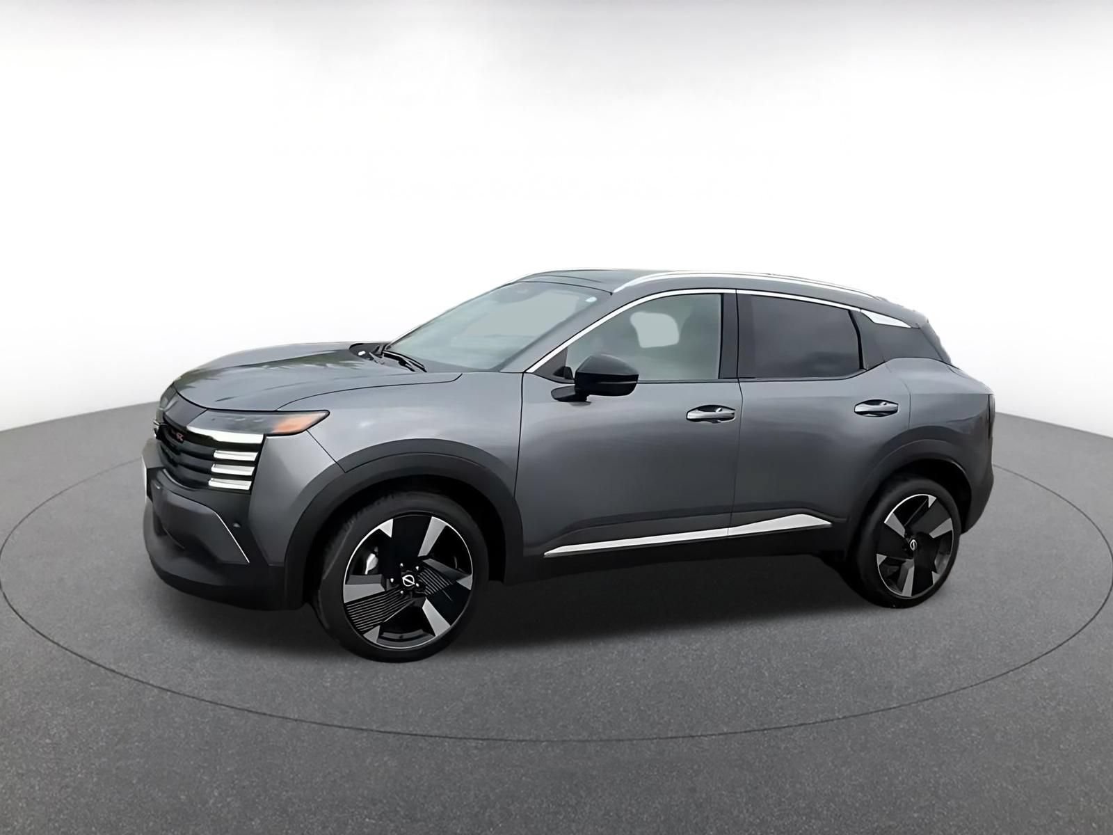 Used 2026 Nissan Kicks SR AWD/4WD image 7