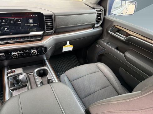 Certified 2024 GMC Sierra 1500 Elevation w/ Preferred Package image 29