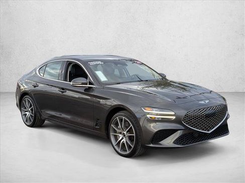 Used 2025 Genesis G70 2.5T RWD image 3