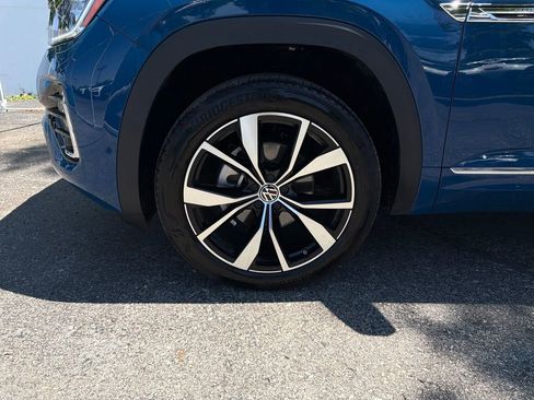 Used 2025 Volkswagen Atlas Cross Sport SEL Premium R-Line AWD/4WD image 31