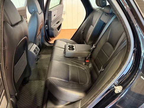 Used 2018 Jaguar XF S image 20