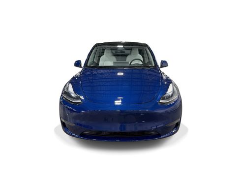 Certified 2023 Tesla Model Y Long Range AWD/4WD image 2