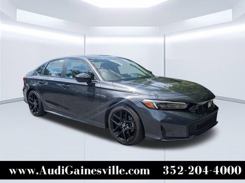Used 2025 Honda Civic Sport image 1