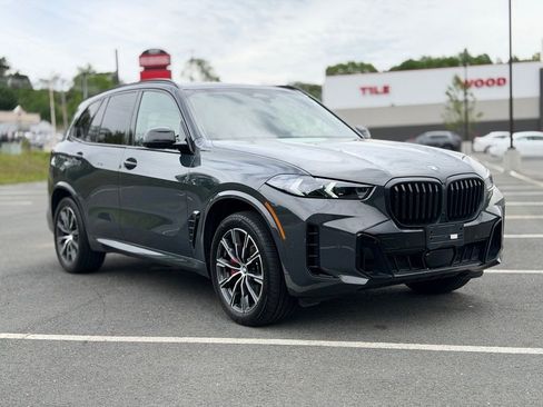 Certified 2026 BMW X5 xDrive40i w/ M Sport Package AWD/4WD image 9