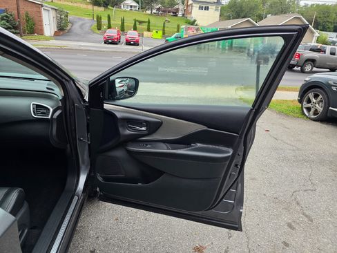 Used 2015 Nissan Murano Platinum w/ Platinum Technology Package image 16