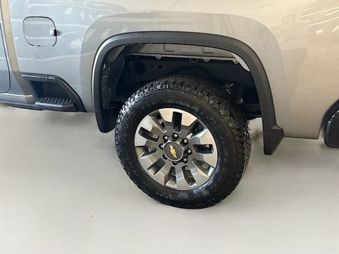 New 2026 Chevrolet Silverado 2500 Custom w/ Custom Value Package AWD/4WD image 30