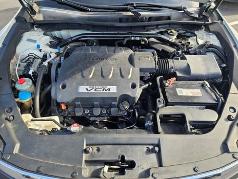 Used 2010 Honda Crosstour EX-L image 32