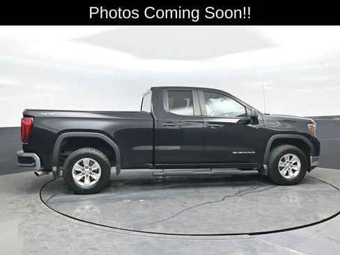 Used 2019 GMC Sierra 1500 4x4 Double Cab w/ Convenience Package image 3