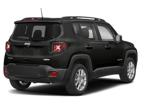 Used 2022 Jeep Renegade Altitude w/ Convenience Group AWD/4WD image 2