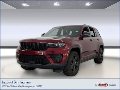 Used 2023 Jeep Grand Cherokee Altitude