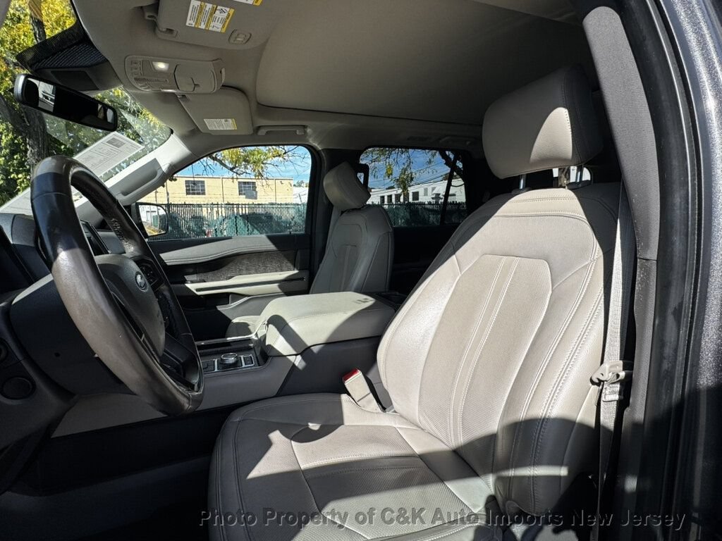 Used 2019 Ford Expedition Limited w/ Equipment Group 302A AWD/4WD image 8