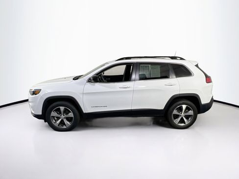 Used 2022 Jeep Cherokee Limited w/ Mopar Interior Package AWD/4WD image 8