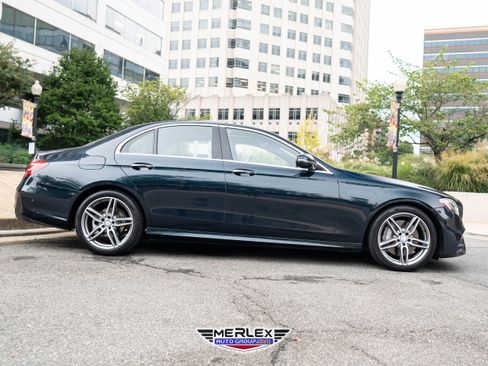 Used 2017 Mercedes-Benz E 300 image 8