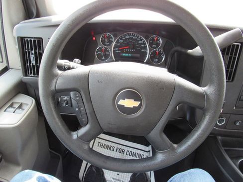 Used 2024 Chevrolet Express 3500 w/ Power Convenience Package RWD image 27