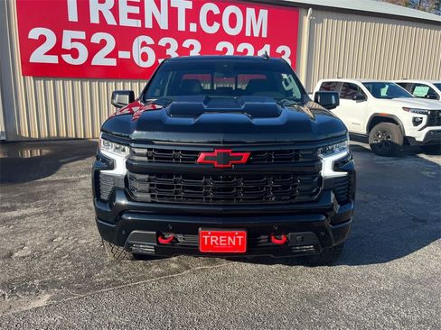 Certified 2024 Chevrolet Silverado 1500 LT Trail Boss w/ LT Trail Boss Premium Package image 2