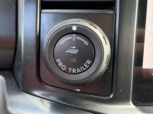Used 2025 Ford F250 Platinum AWD/4WD image 24