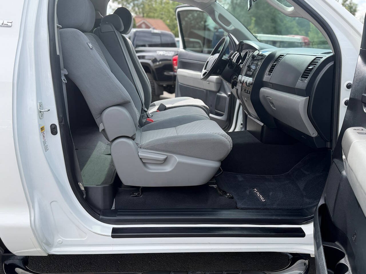 Used 2012 Toyota Tundra 2WD Regular Cab Long Bed w/ SR5 Pkg image 60