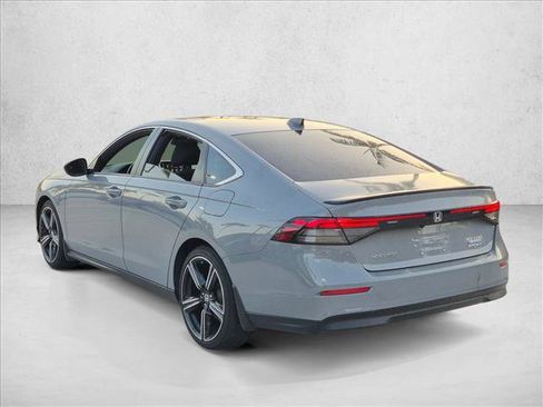 Used 2024 Honda Accord Sport image 7
