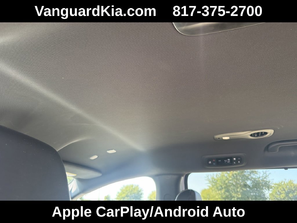 Used 2025 Chrysler Pacifica Select FWD image 19