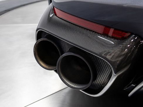 Used 2021 Ferrari 812 GTS image 49