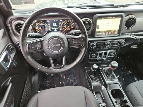 Used 2022 Jeep Wrangler Sport AWD/4WD image 11