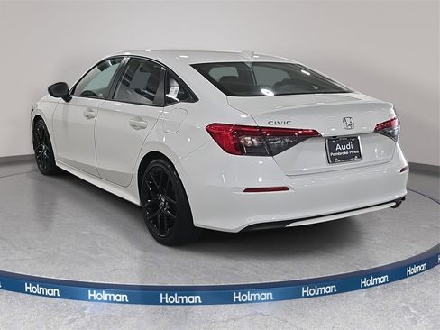 Used 2023 Honda Civic Sport image 8