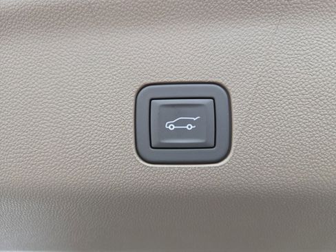 New 2026 GMC Yukon Denali w/ Sun & Power Step Package RWD image 23