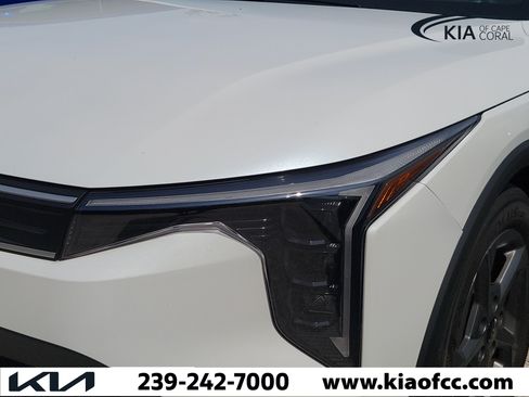 Certified 2025 Kia K4 FWD image 6