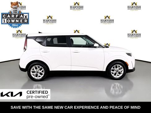 Certified 2025 Kia Soul LX w/ LX Technology Package FWD image 8