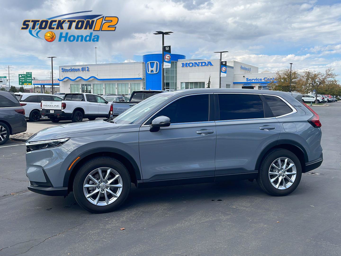 Used 2026 Honda CR-V EX image 1