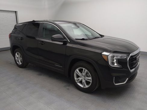 Used 2022 GMC Terrain SLE image 11