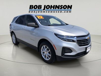 Used 2022 Chevrolet Equinox LS w/ LS Convenience Package
