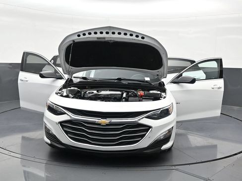 Used 2022 Chevrolet Malibu LS FWD image 36