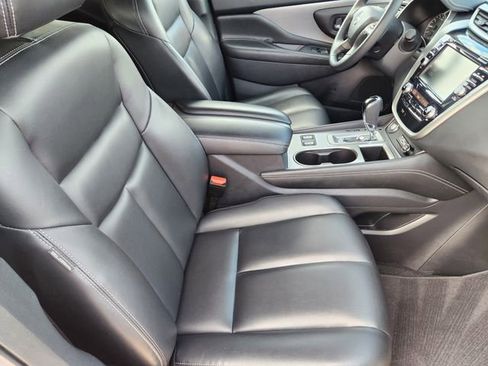 Used 2022 Nissan Murano SV image 14