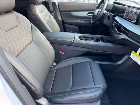 New 2026 Nissan Murano Platinum w/ Cargo Package AWD/4WD image 14