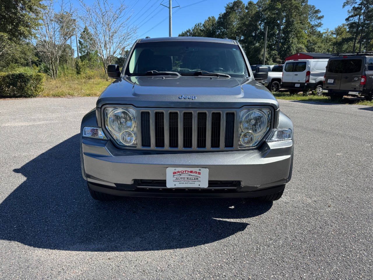 Used 2012 Jeep Liberty Sport AWD/4WD image 27