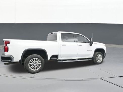 Used 2020 Chevrolet Silverado 2500 LTZ w/ Z71 Off-Road Package image 11