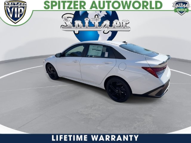 New 2026 Hyundai Elantra SEL FWD image 10