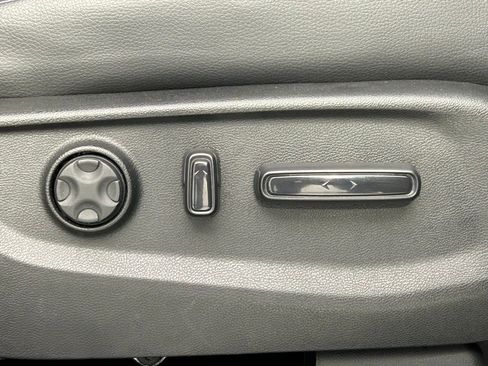 Used 2024 Honda Odyssey Touring image 11