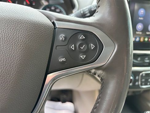 Used 2020 Chevrolet Traverse LT image 19