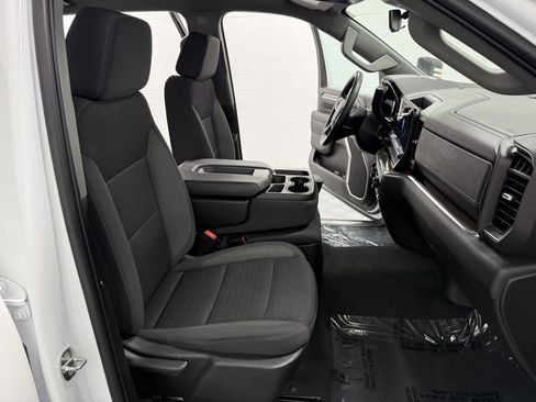 Used 2024 Chevrolet Silverado 3500 LT image 16